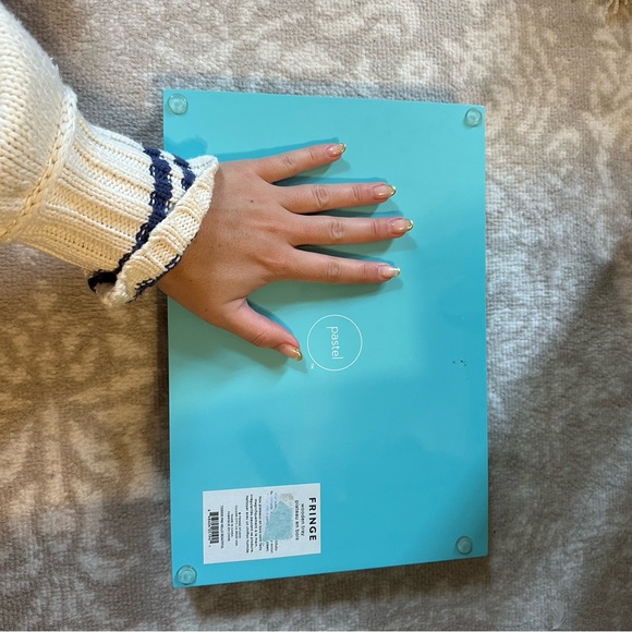 Hello Beautiful Makeup Tray - Picture 4 of 5